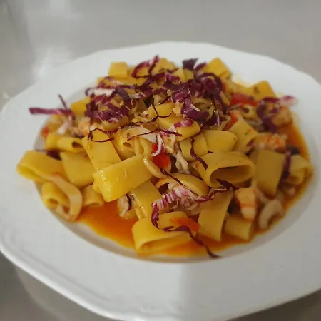 Pozzo Cavo ホテル